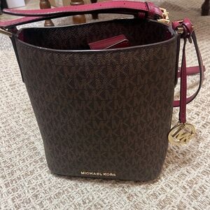 Michael Kors purse